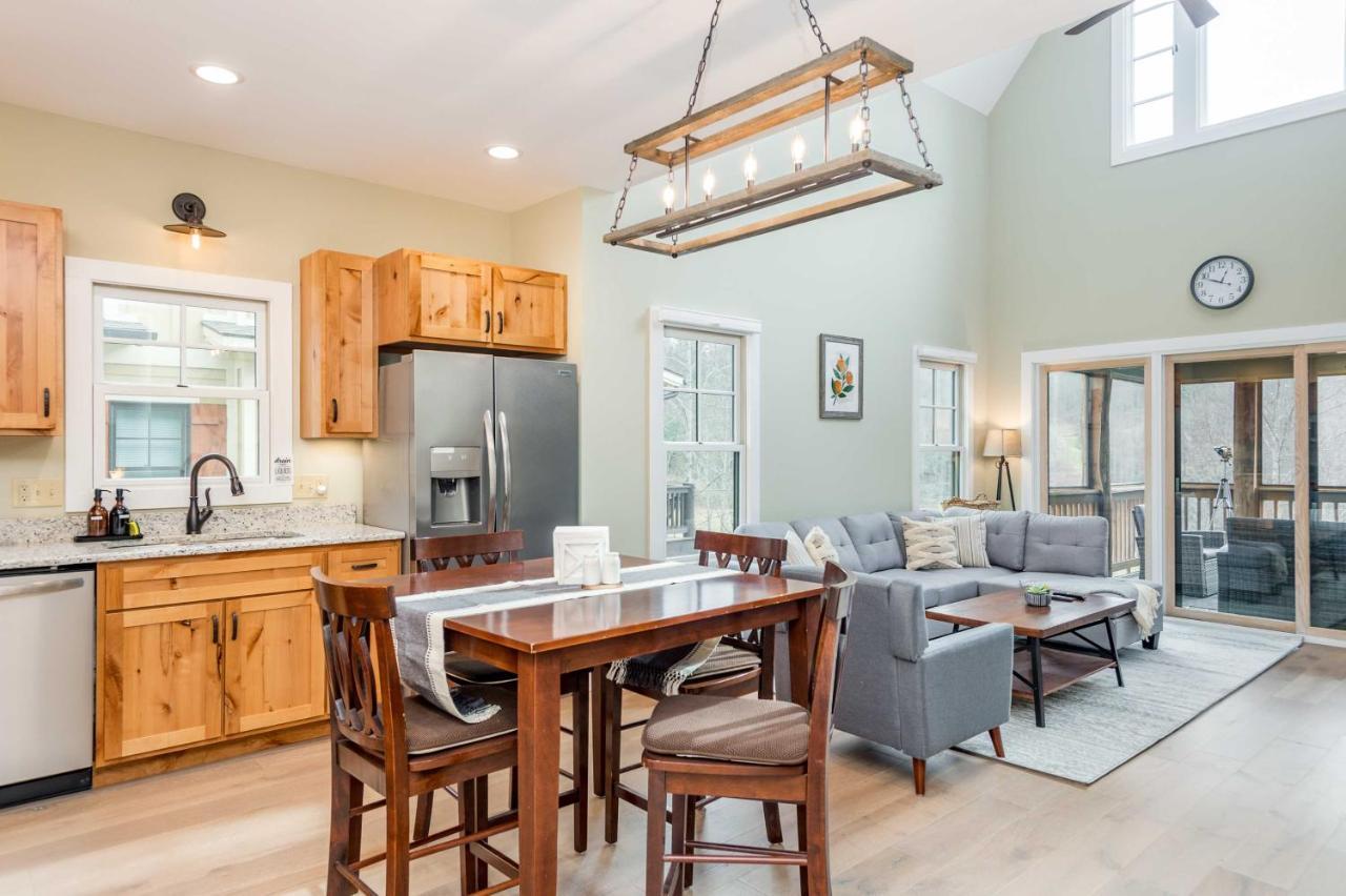 Cullowhee Home With Game Room, Wraparound Decks Exterior foto