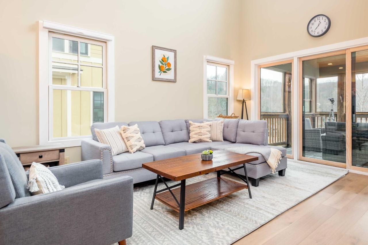 Cullowhee Home With Game Room, Wraparound Decks Exterior foto