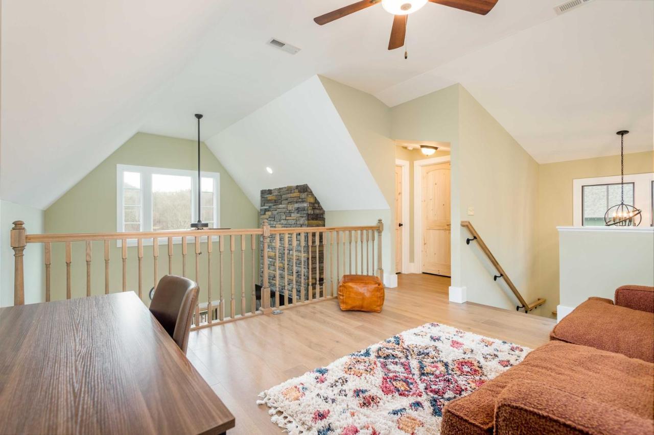 Cullowhee Home With Game Room, Wraparound Decks Exterior foto