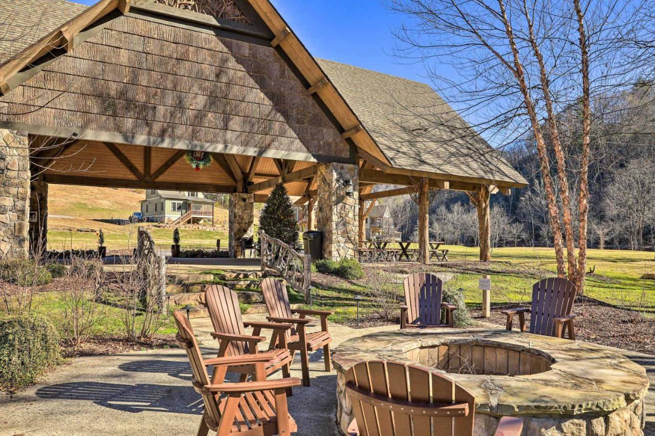 Cullowhee Home With Game Room, Wraparound Decks Exterior foto